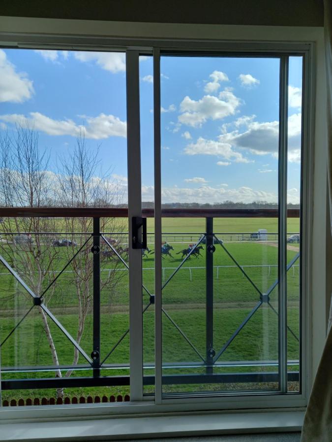 47 Wetherby Way, 3 Bedrooms, Sleeps 6, Easy Walk To Town, Parking, Self Catering, Great View Stratford-upon-Avon Esterno foto