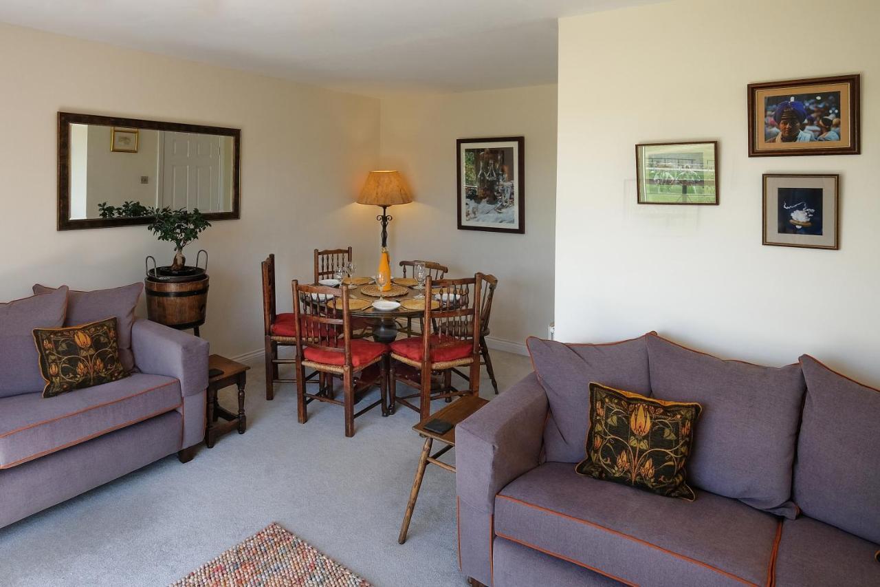 47 Wetherby Way, 3 Bedrooms, Sleeps 6, Easy Walk To Town, Parking, Self Catering, Great View Stratford-upon-Avon Esterno foto