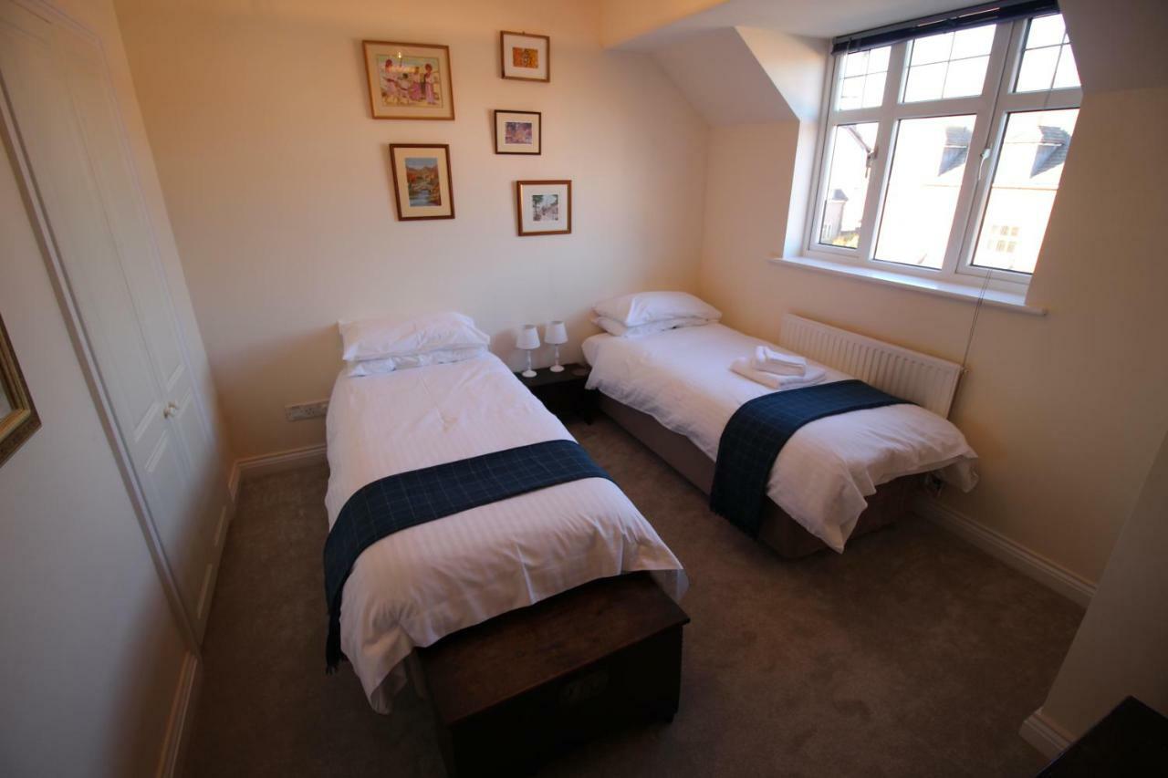 47 Wetherby Way, 3 Bedrooms, Sleeps 6, Easy Walk To Town, Parking, Self Catering, Great View Stratford-upon-Avon Esterno foto
